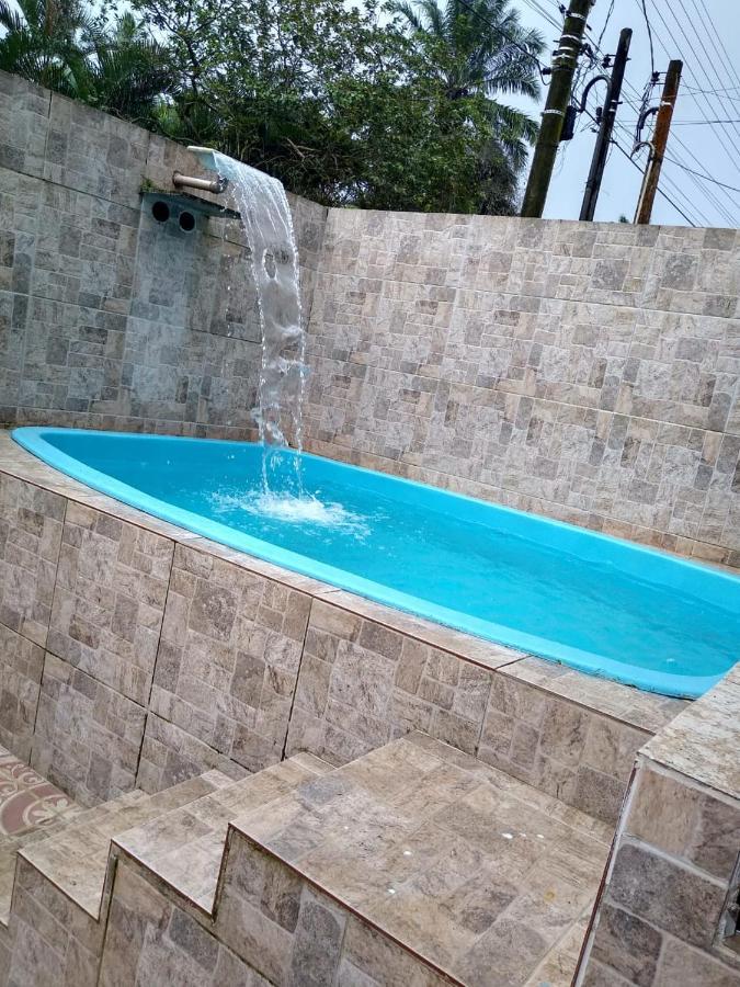 Casa Finais De Semana E Temporada Em *